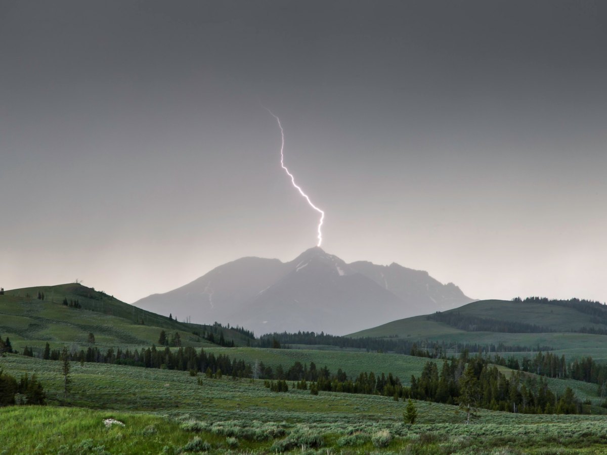 Tips for staying safe when lightning strikes
