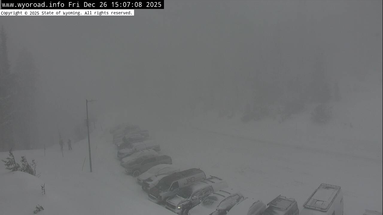 WYDOT: ‘No unnecessary travel’ on Teton Pass amid reduced visibility