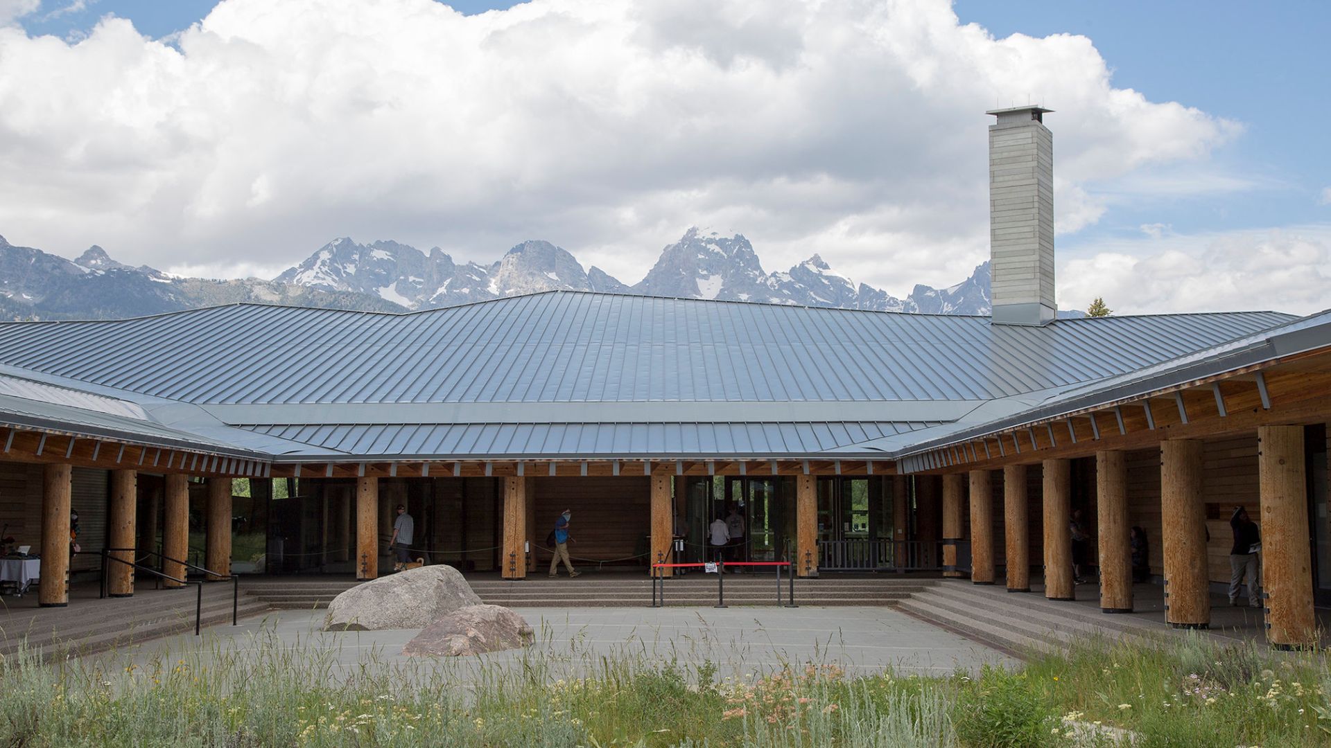 Reports: DOI orders removal of signs in Grand Teton, other national parks
